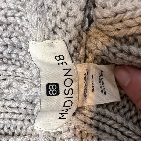 Pull Over Sweater Pancho Turtle Neck - Picture 6 of 6